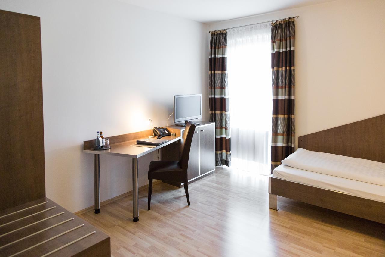Aparthotel Othello Dingolfing Ngoại thất bức ảnh