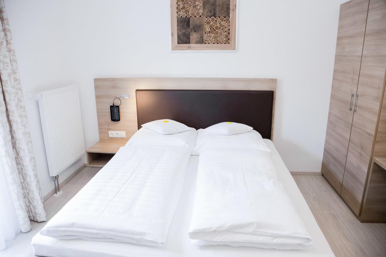 Aparthotel Othello Dingolfing Ngoại thất bức ảnh